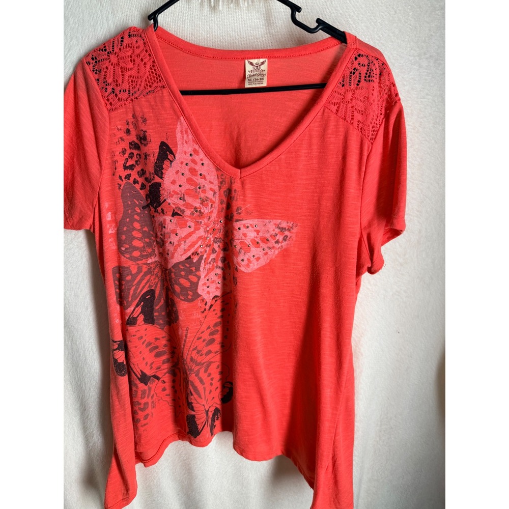 Faded Glory Women Coral Butterfly Rhinestone Lace Sharkbite V-Neck Top XL 16-18